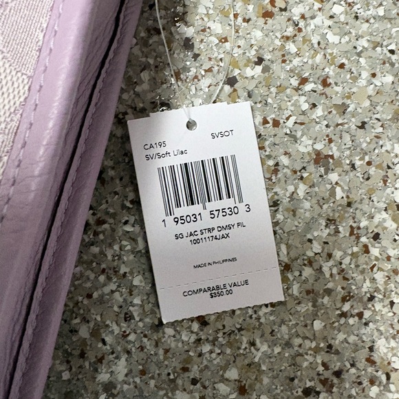 Coach Light Purple Signature Shoulder Bag - Picture 5 of 7